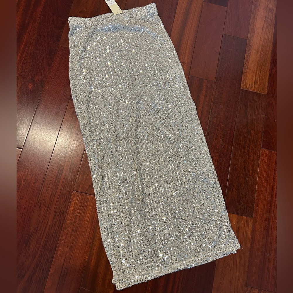 NWT Blue Rain Silver Sequin Pencil Skirt Francesca’s Sparkling Festive Sz Small